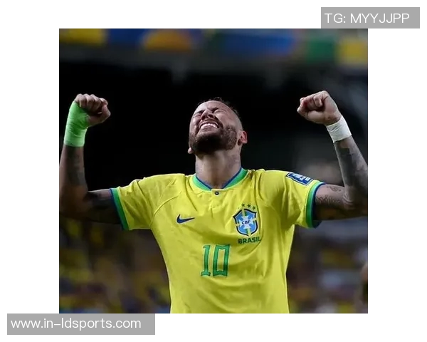 内马尔重返桑托斯训练状态良好下轮联赛出场机会增大