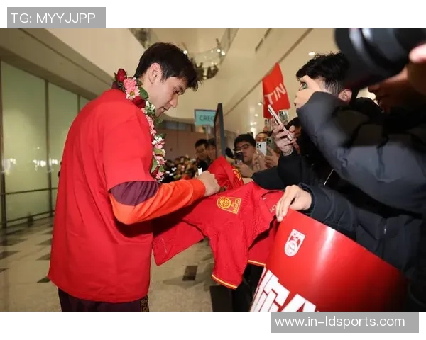 澳大利亚U23再度与国足同组曼联青训球员奥弗利身披21号战袍 澳大利亚U23再度与国足同组曼联青训球员奥弗利身披21号战袍